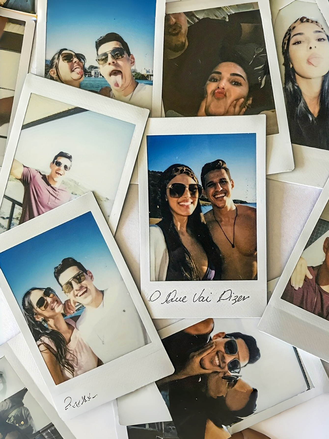 Custom photo cards, room decor keepsakes, personalized couple photos, DIY birthday and Christmas gifts, anniversary mementos